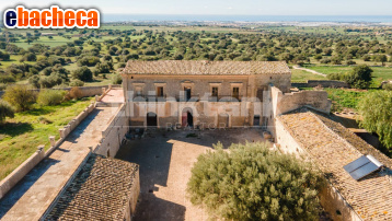 casa indipendente in vendita a Ragusa