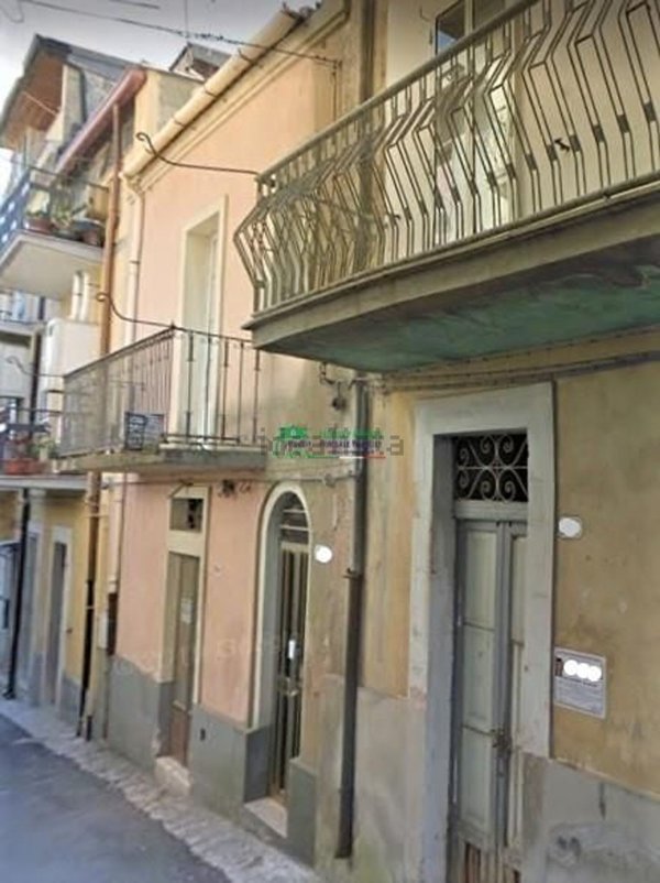casa indipendente in vendita a Ragusa