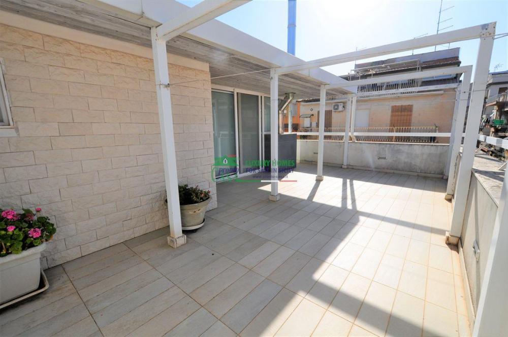casa indipendente in vendita a Ragusa