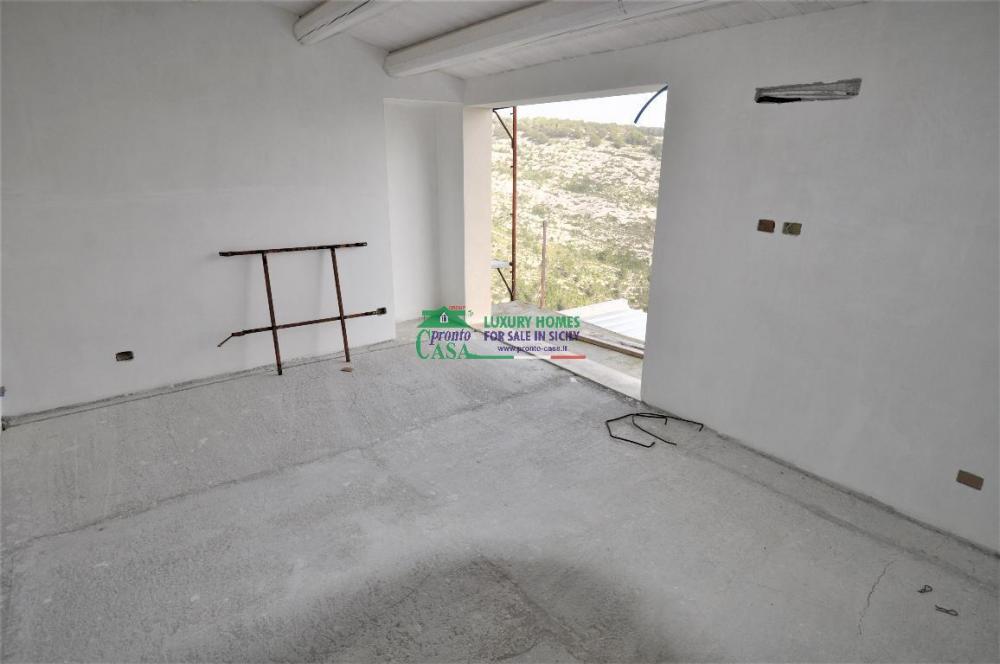 casa indipendente in vendita a Ragusa in zona Ragusa Centro