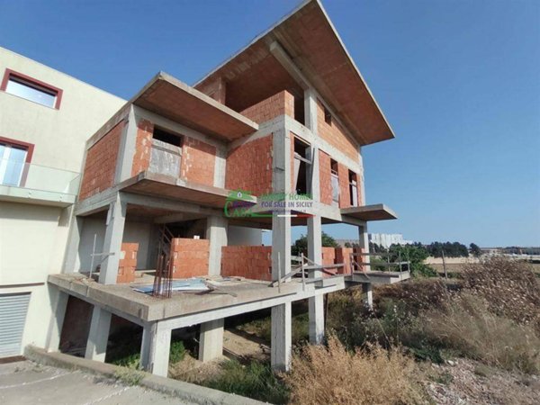 casa indipendente in vendita a Ragusa