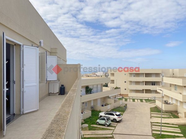 appartamento in vendita a Ragusa in zona Marina