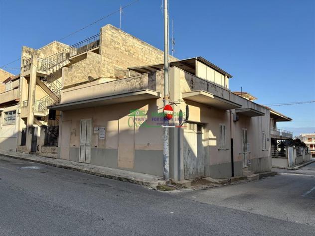 casa indipendente in vendita a Ragusa in zona Marina