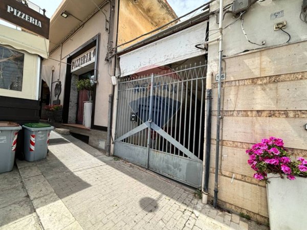 negozio in vendita a Ragusa