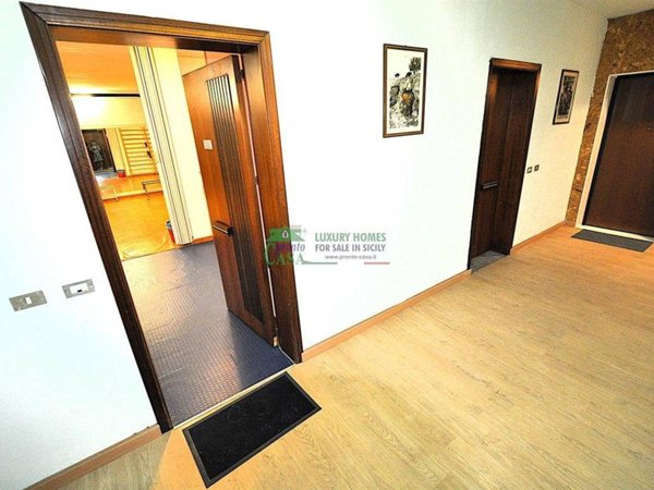 casa indipendente in vendita a Ragusa