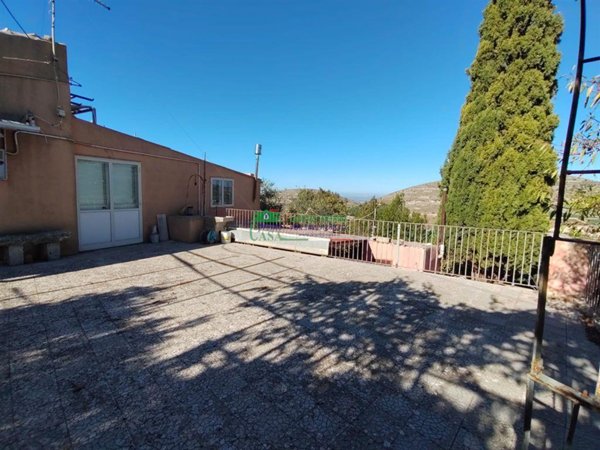 casa indipendente in vendita a Ragusa in zona San Giacomo / Bellocozzo