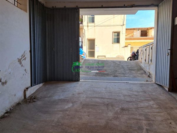 appartamento in vendita a Ragusa in zona Marina