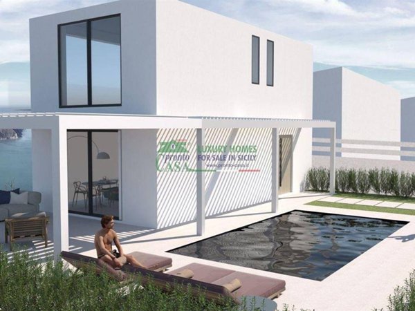 casa indipendente in vendita a Ragusa in zona Marina