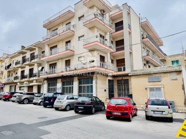 negozio in vendita a Ragusa in zona Ibla