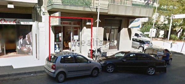 locale commerciale in vendita a Ragusa