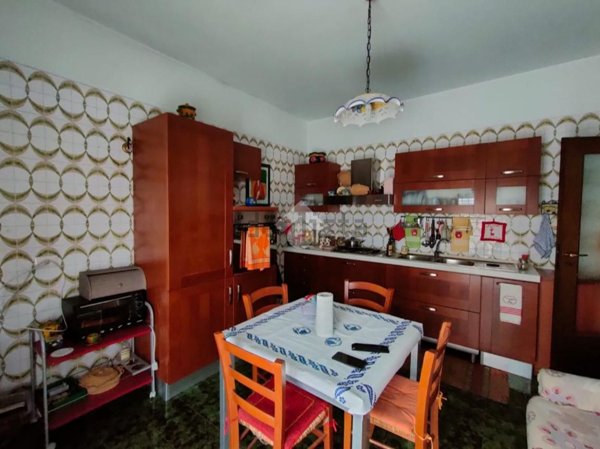 casa indipendente in vendita a Ragusa