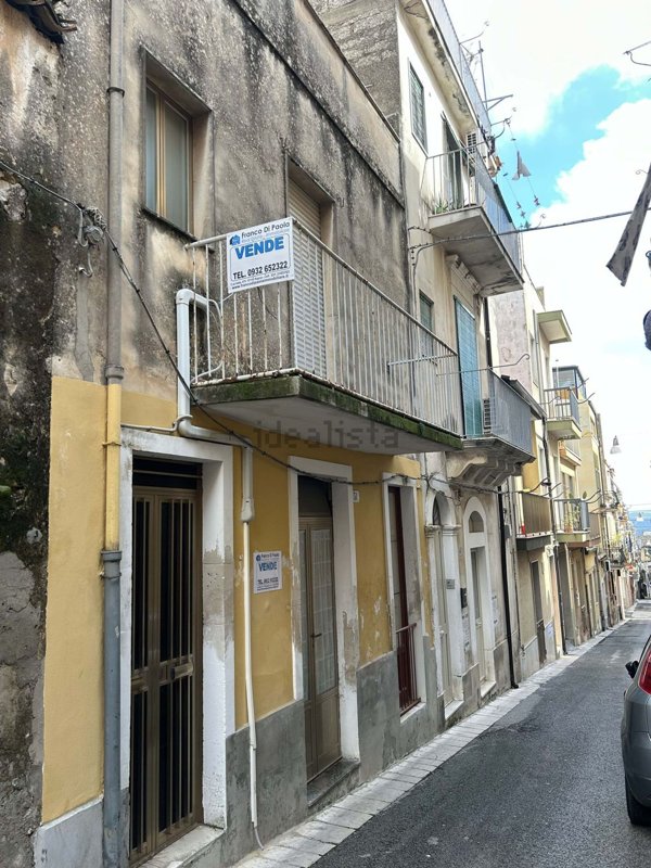 casa indipendente in vendita a Ragusa