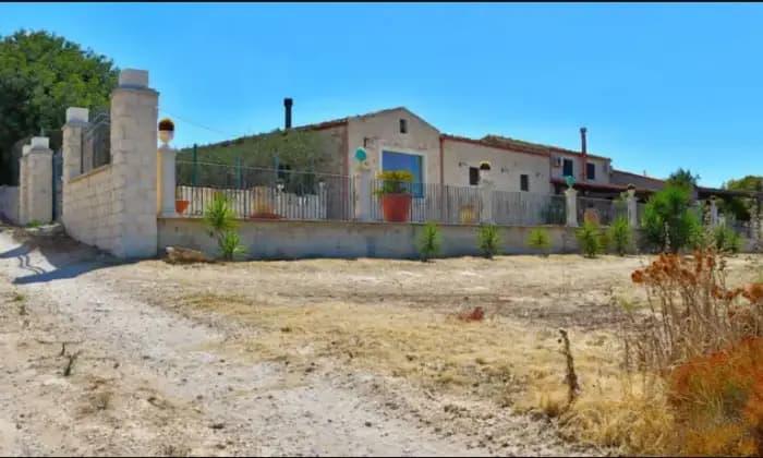 casale in vendita a Ragusa in zona Marina