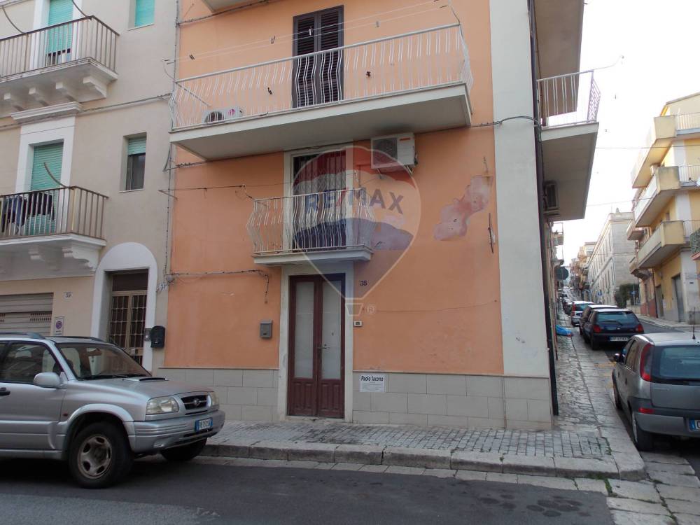 casa indipendente in vendita a Ragusa in zona Ragusa Centro