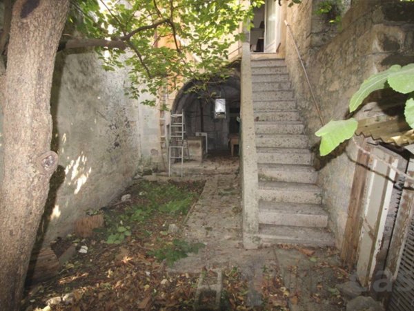 casa indipendente in vendita a Ragusa in zona Ibla