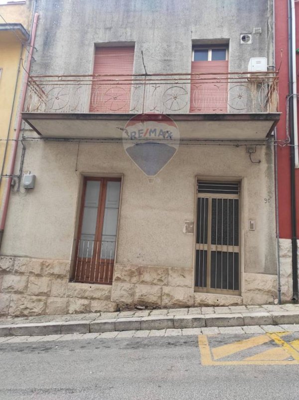 casa indipendente in vendita a Ragusa in zona Ragusa Centro