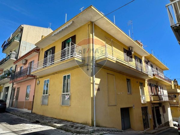 casa indipendente in vendita a Ragusa in zona Ibla