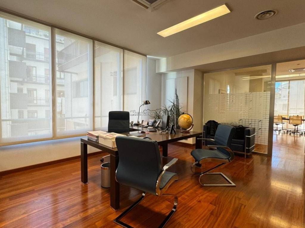 ufficio in vendita a Ragusa in zona Ragusa Centro
