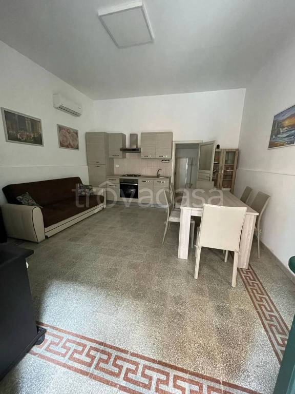 casa indipendente in vendita a Ragusa