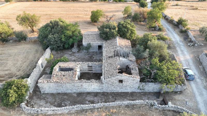 casa indipendente in vendita a Ragusa