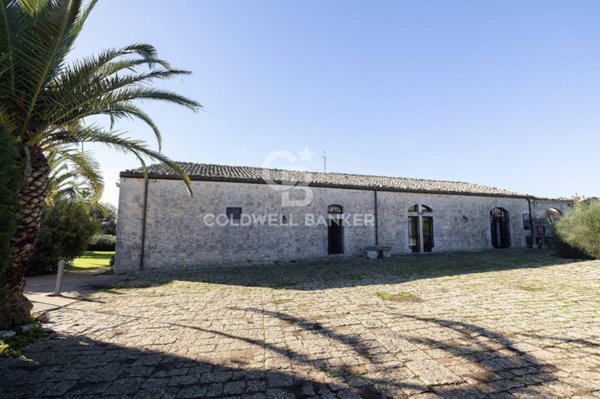 casa indipendente in vendita a Ragusa in zona San Giacomo / Bellocozzo