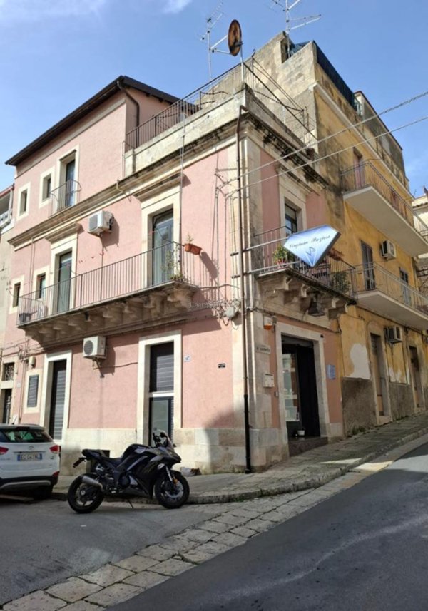 appartamento in vendita a Ragusa in zona Ibla