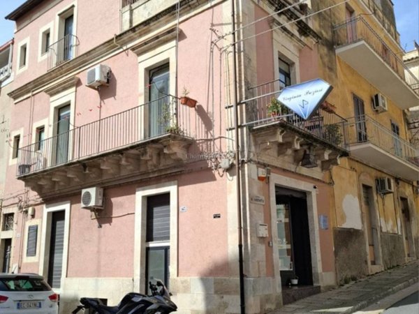 appartamento in vendita a Ragusa in zona Ibla