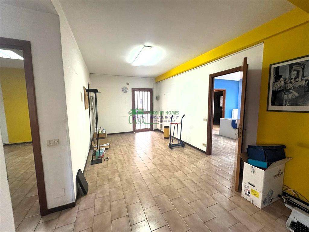 ufficio in vendita a Ragusa