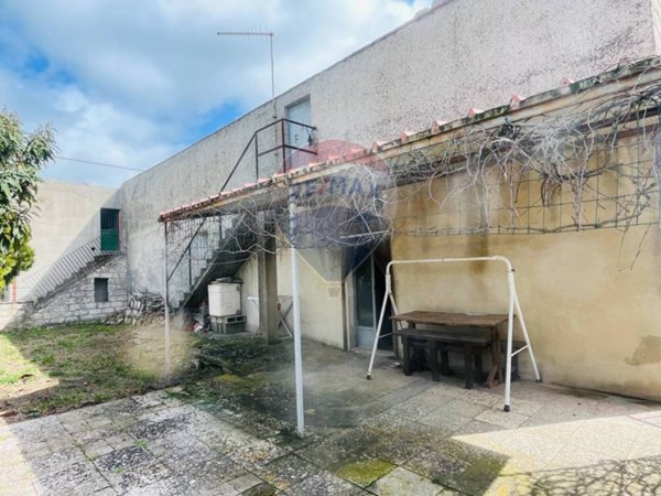 casa indipendente in vendita a Ragusa in zona San Giacomo / Bellocozzo