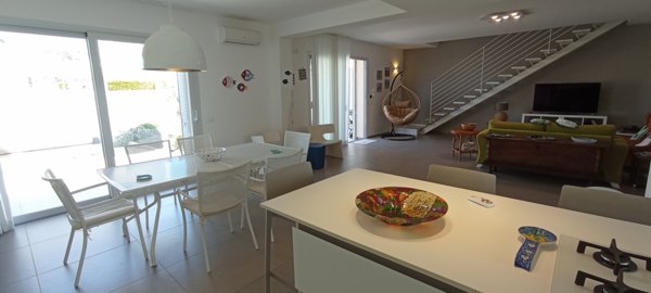 casa indipendente in vendita a Ragusa in zona Marina