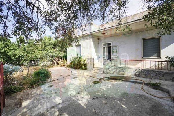 casa indipendente in vendita a Ragusa in zona San Giacomo / Bellocozzo