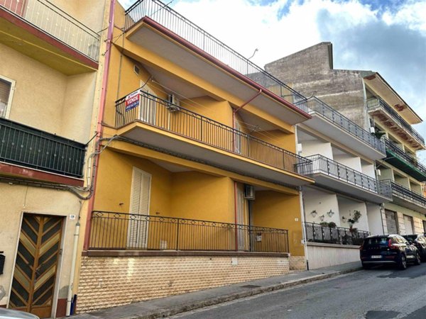 casa indipendente in vendita a Ragusa in zona Ibla