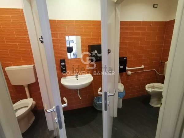 locale di sgombero in vendita a Ragusa
