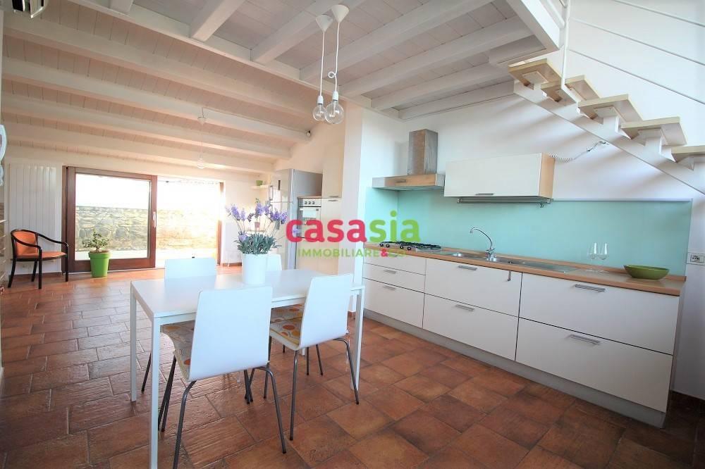 casa indipendente in vendita a Ragusa in zona Ragusa Centro
