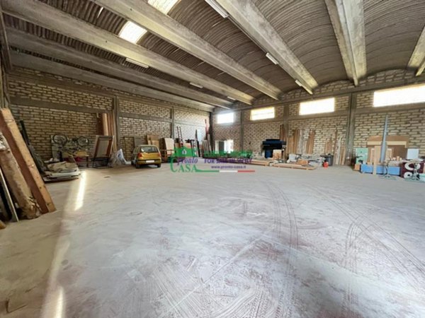 capannone in vendita a Ragusa