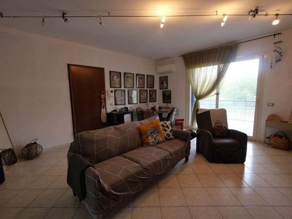 casa indipendente in vendita a Ragusa