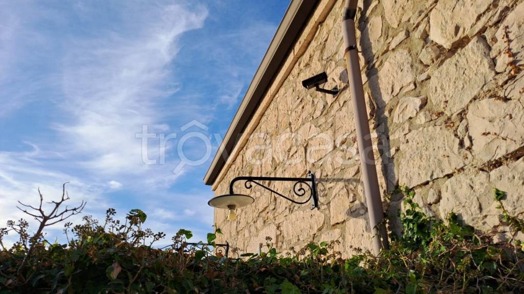 casa indipendente in vendita a Ragusa