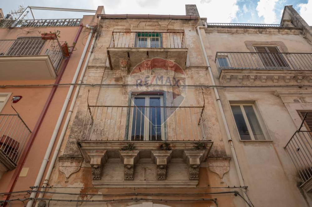 casa indipendente in vendita a Ragusa in zona Ragusa Centro