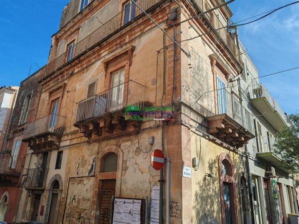 appartamento in vendita a Ragusa in zona Ragusa Centro