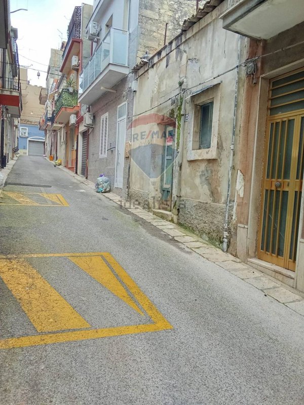 appartamento in vendita a Ragusa in zona Ragusa Centro