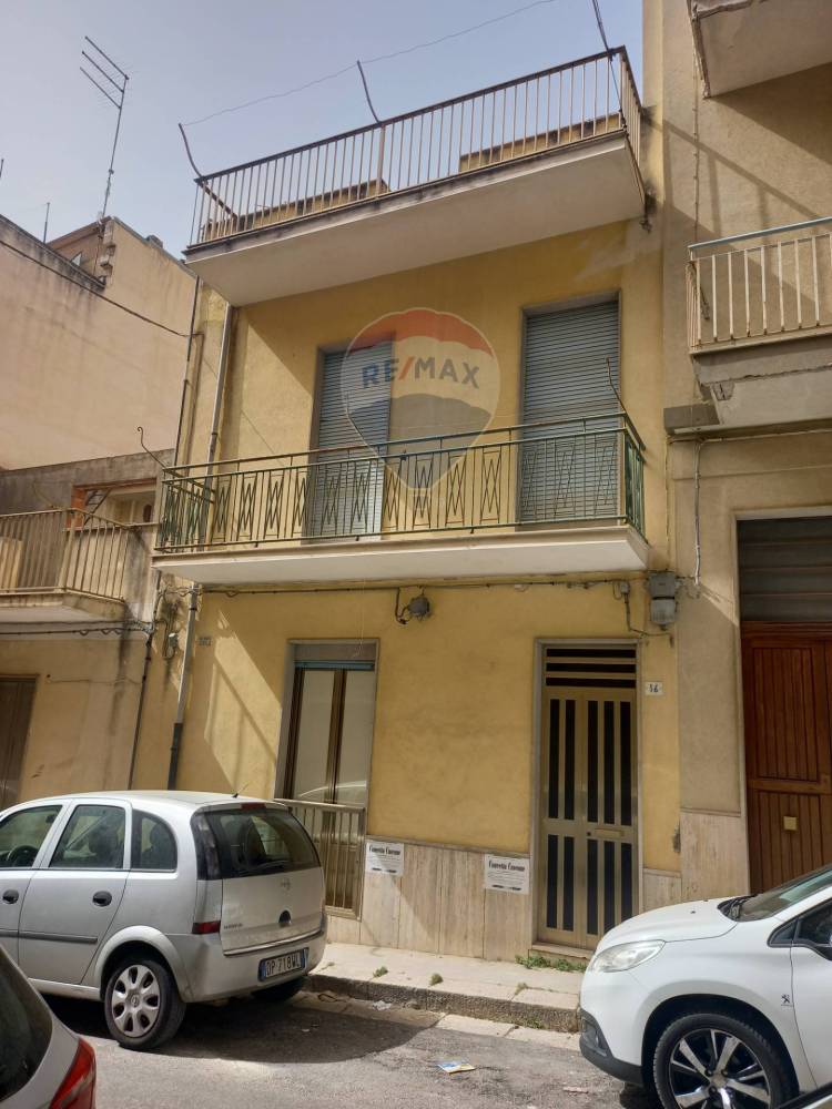 casa indipendente in vendita a Ragusa