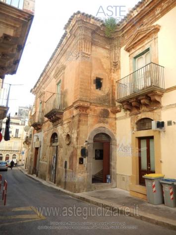 casa indipendente in vendita a Ragusa