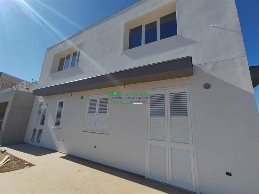 casa indipendente in vendita a Ragusa