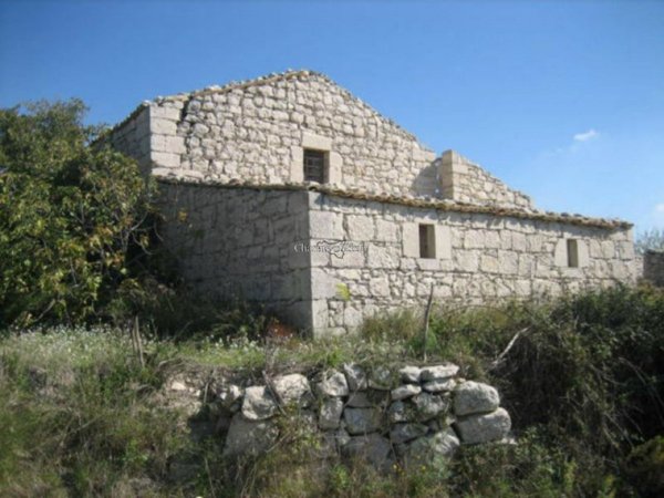 casa indipendente in vendita a Ragusa in zona San Giacomo / Bellocozzo
