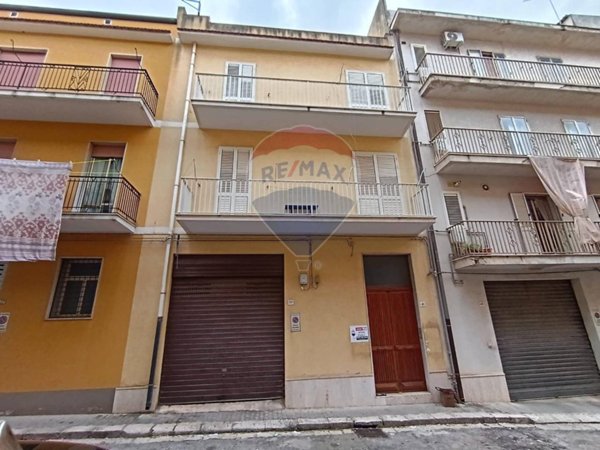 casa indipendente in vendita a Ragusa in zona Ibla