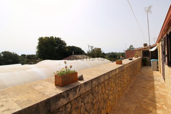 casa semindipendente in vendita a Ragusa