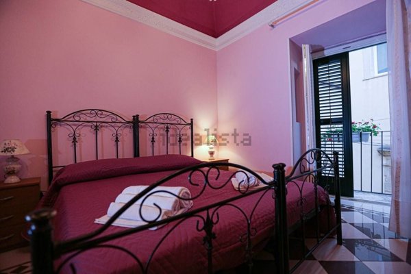 casa indipendente in vendita a Ragusa in zona Ibla