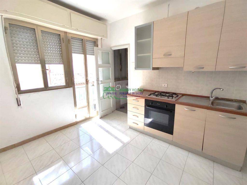 appartamento in vendita a Ragusa in zona Ragusa Centro