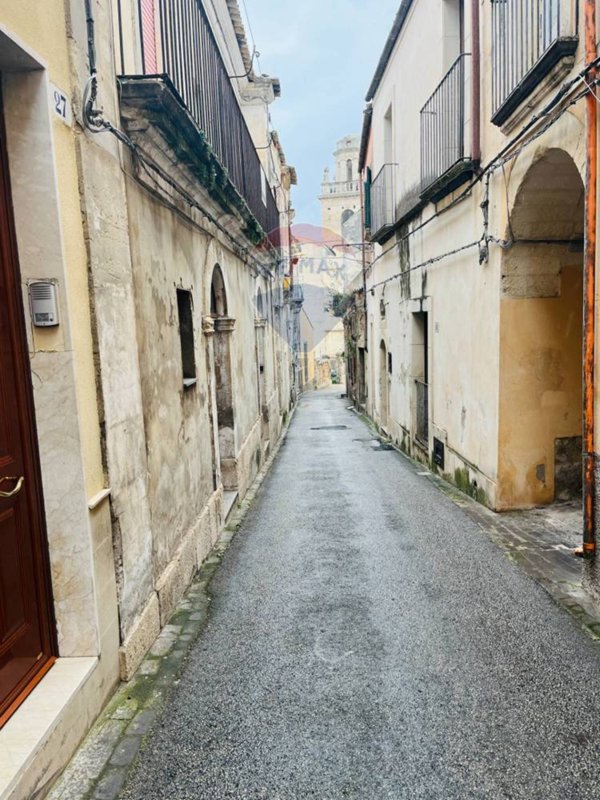 appartamento in vendita a Ragusa in zona Ibla