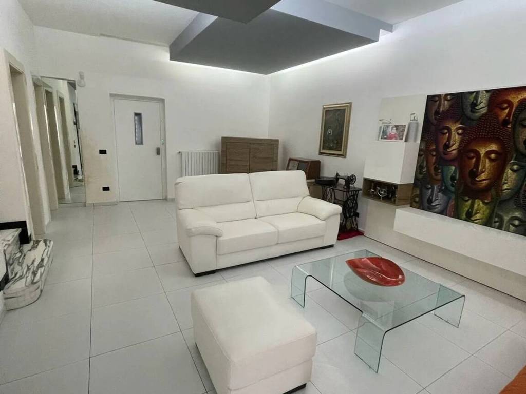 casa indipendente in vendita a Ragusa